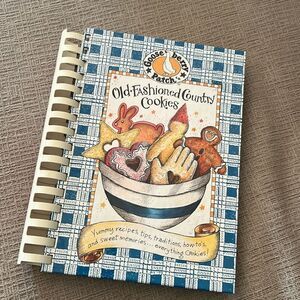 Gooseberry Patch Old Fashioned Country Cookies  Cookbook